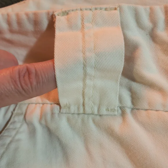 THE LIMITED Drew Fit White Shorts Size 6 EUC - Picture 2 of 11